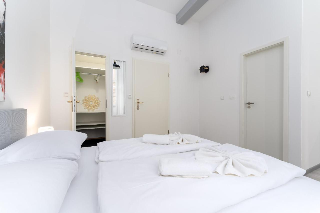 Centar Apartments Рийека Екстериор снимка